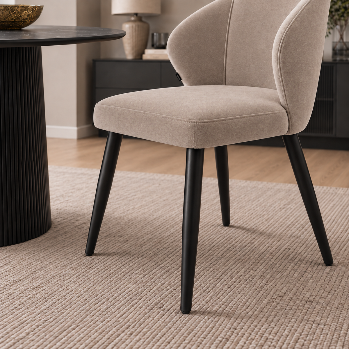 Silla Mónaco Taupe Base Negra