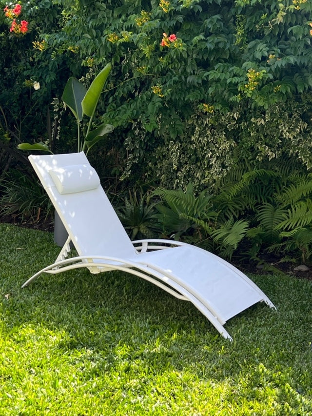 Reposera Zaira Blanco