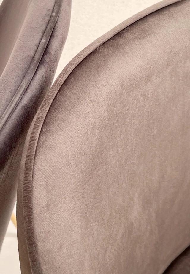 Silla Kyris Gris Claro Base Dorada