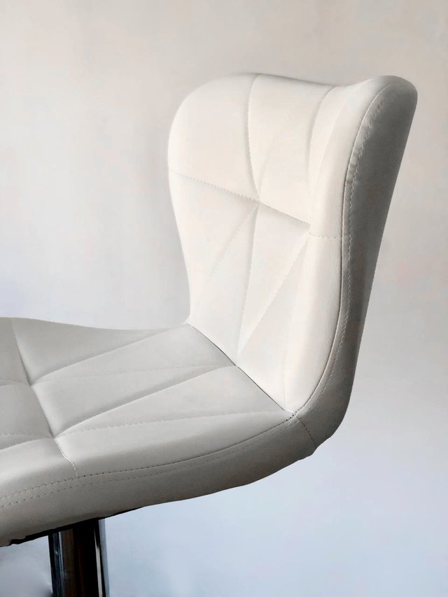 Banqueta Nami Blanca