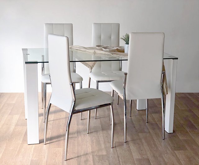 Silla Nova Ecocuero Capitoné Blanca