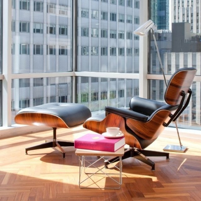 Sillón Lyra con Ottomano Rosewood Black + Otomano