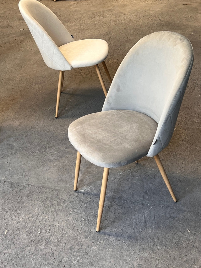 Silla Livia Lisa Gris Claro Pana Base Natural