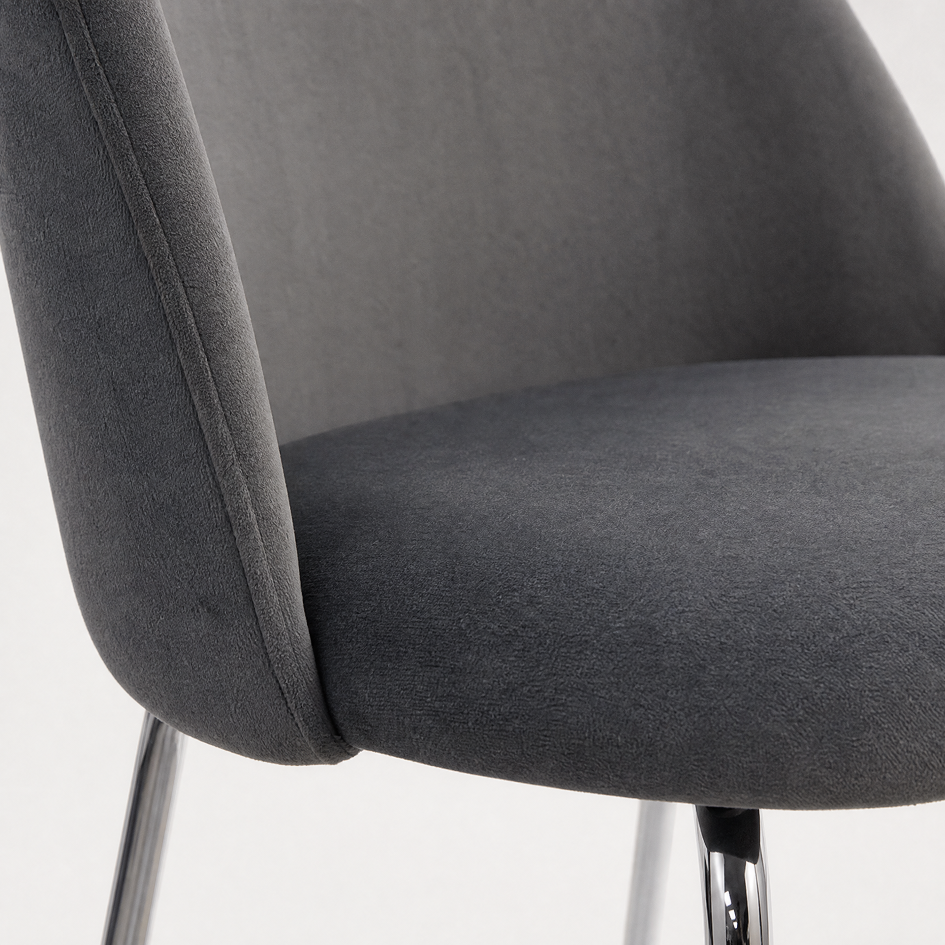 Silla Catania Pana Gris Oscuro Base Cromo