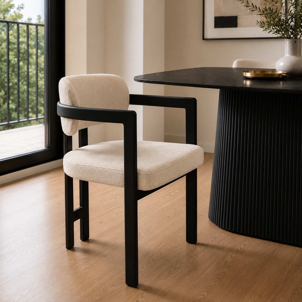 Silla Besaya Beige Base Negra