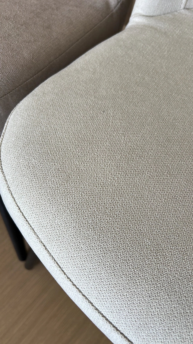 Silla Lara Beige Base Negra