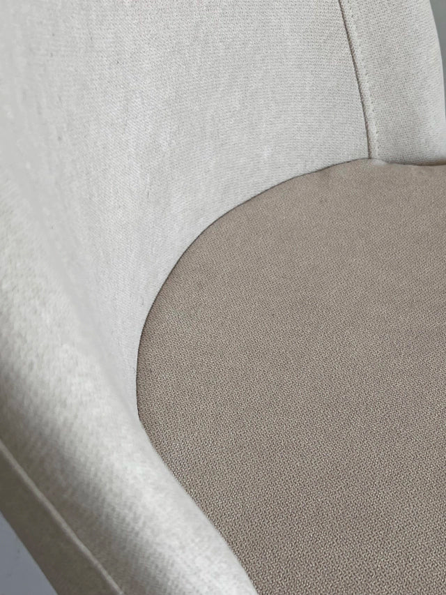 Silla Lara Beige Base Negra