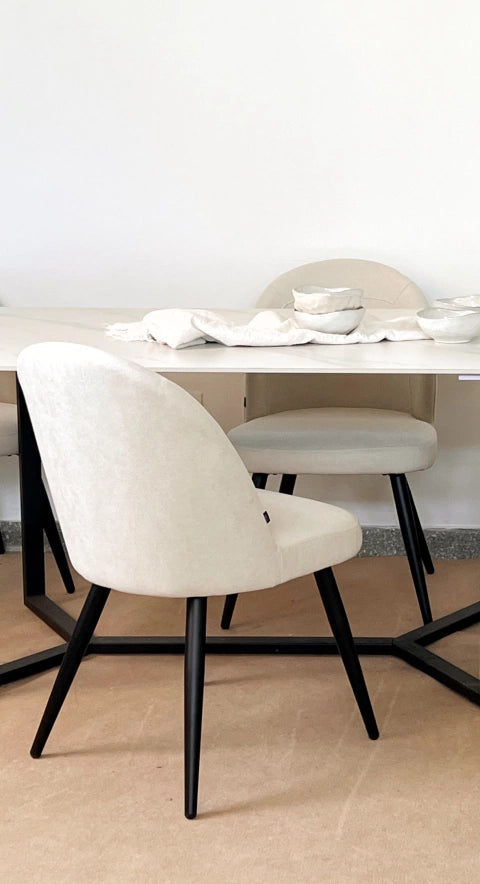 Silla Lara Beige Base Negra