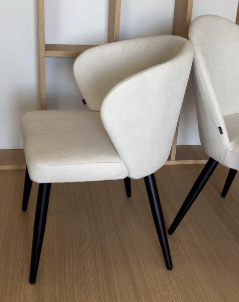 Silla Mónaco Beige Base Negra