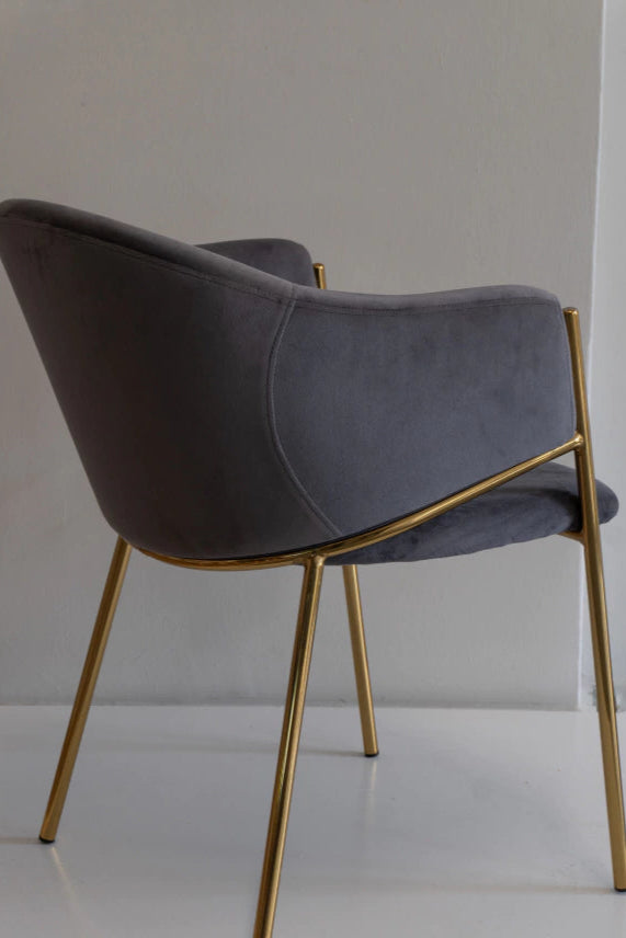 Silla Nubia Pana Gris Oscuro Base Dorada