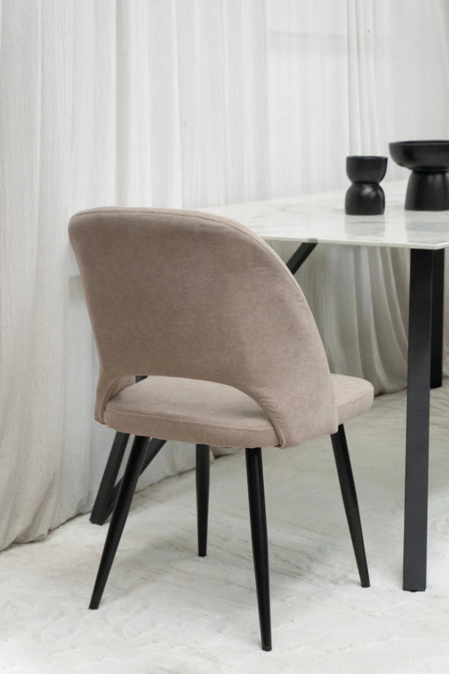 Silla Kendra Chenille Taupe Base Negra