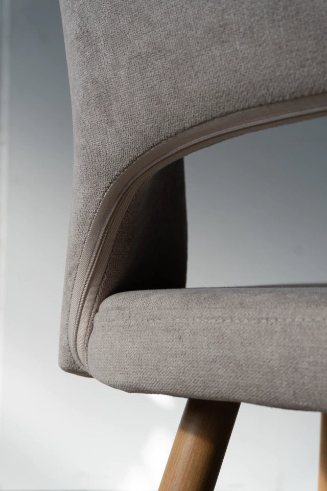 Silla Kendra Chenille Taupe Base Natural