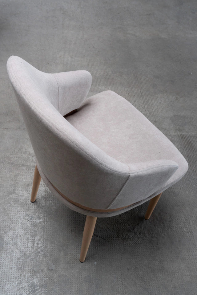 Silla Alani Taupe Base Madera
