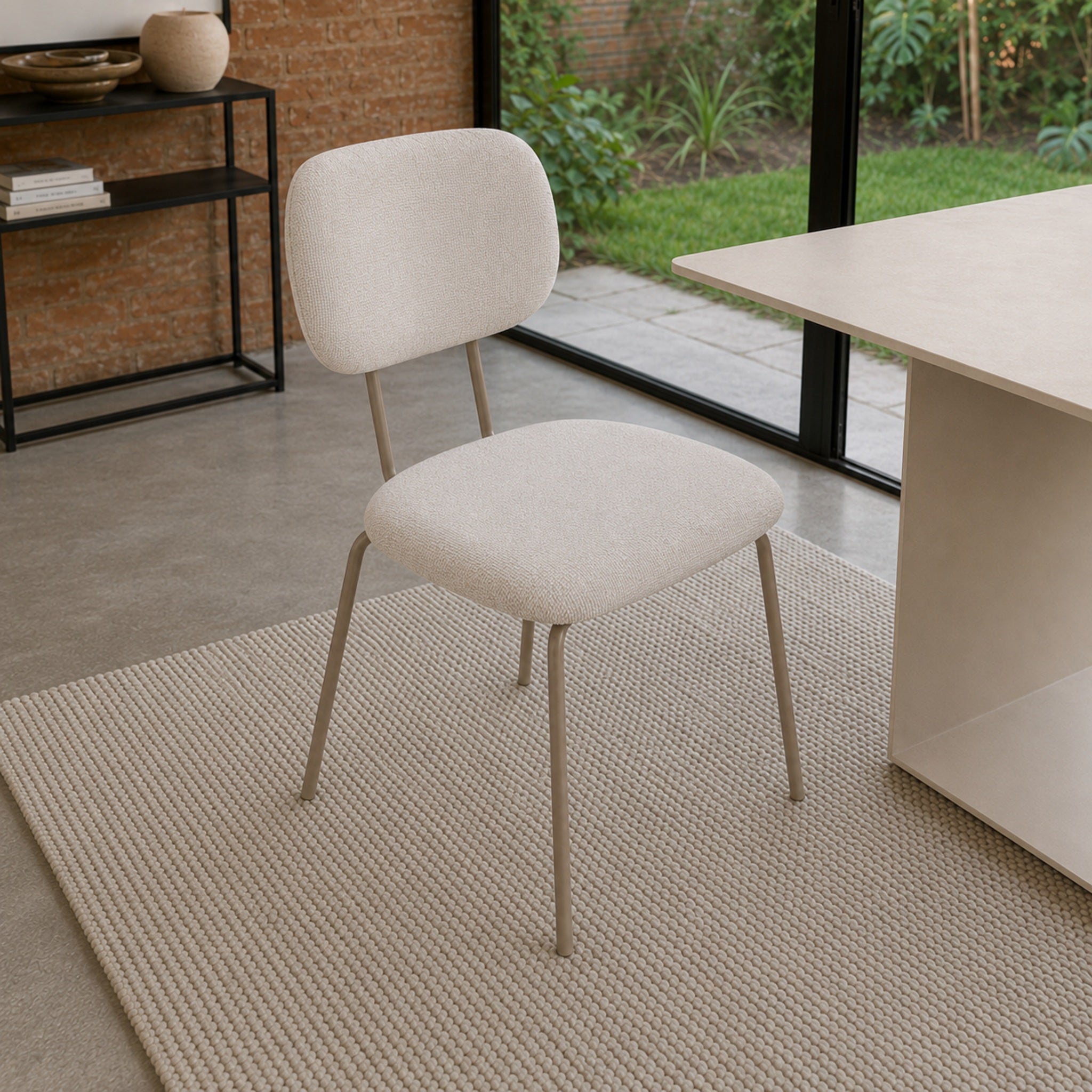 Silla Denver Chenille Gris Claro Base Capuccino