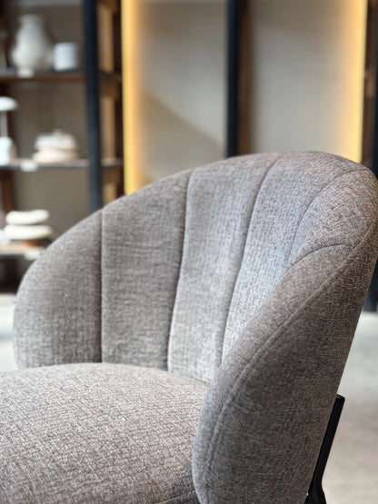 Silla Dublin Chenille Gris Oscuro Base Negra