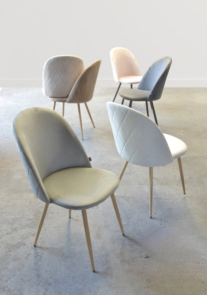 Silla Livia Lisa Gris Claro Pana Base Natural