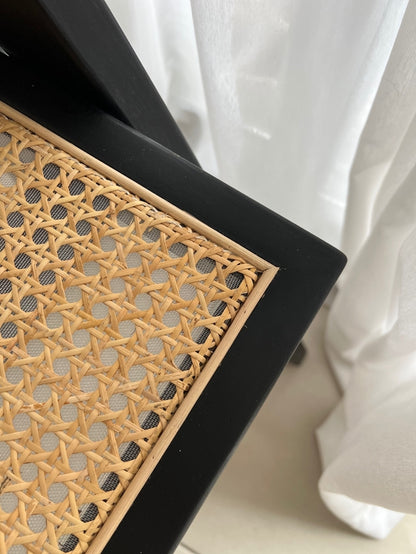 Silla Tavira Negra con Apoyabrazos