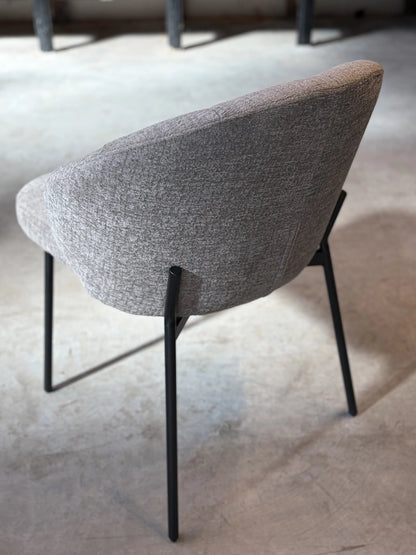 Silla Dublin Chenille Gris Oscuro Base Negra