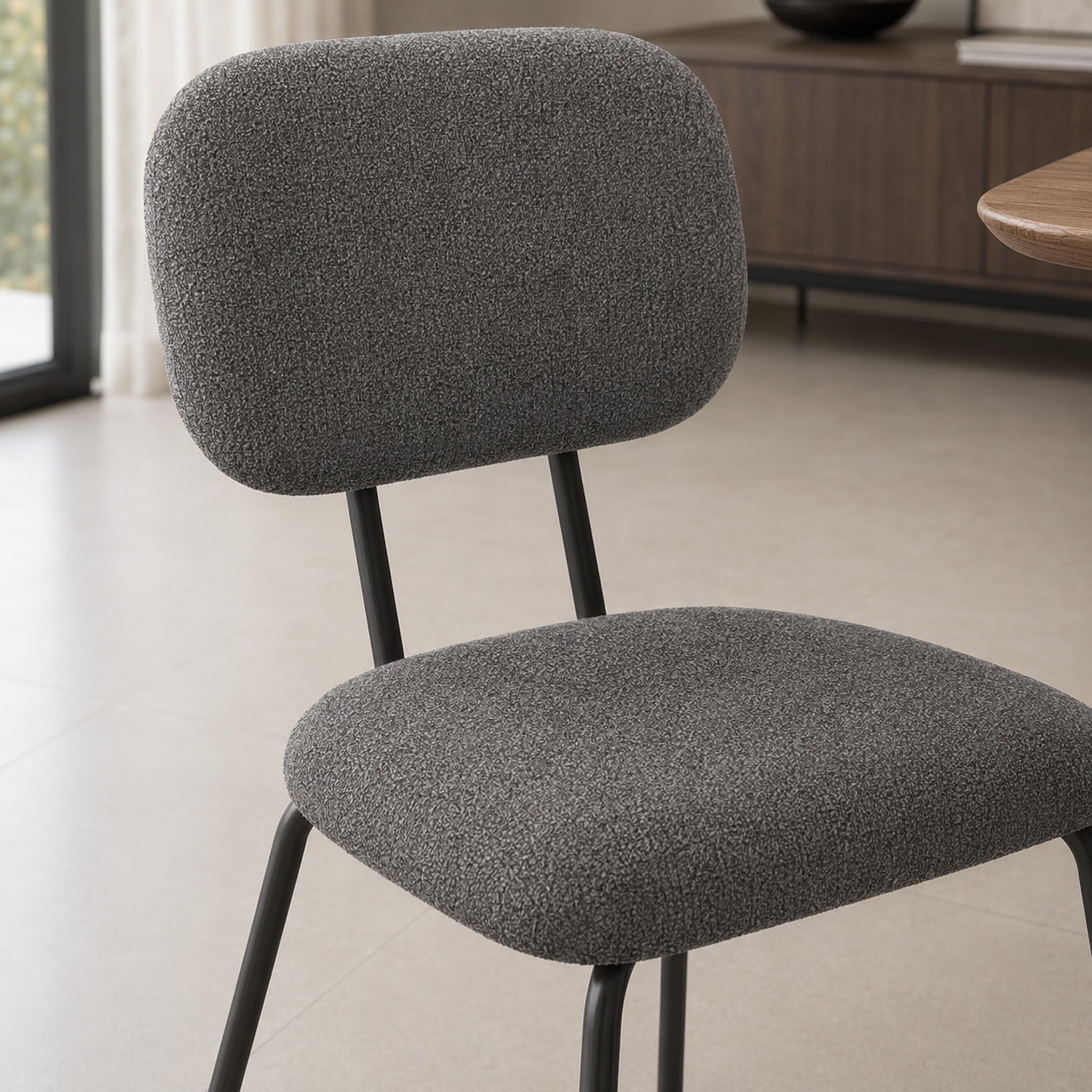 Silla Denver Gris Oscuro Base Negra