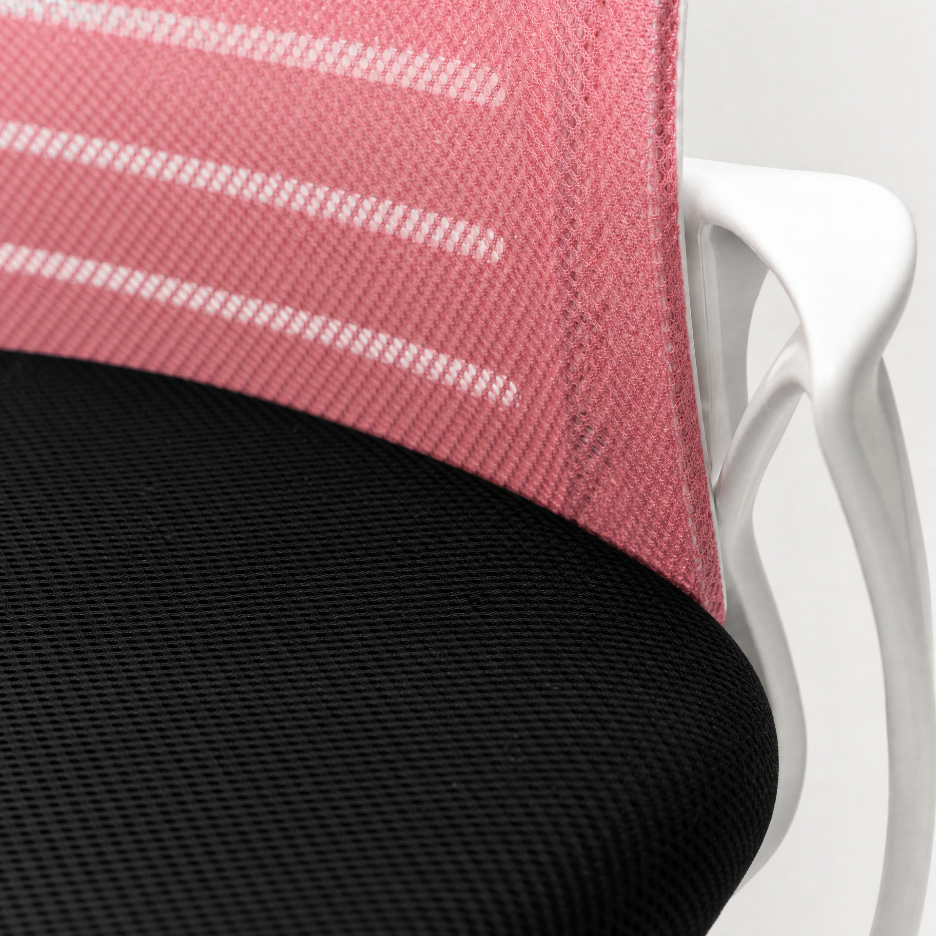 Silla Delta Negra + Rosa