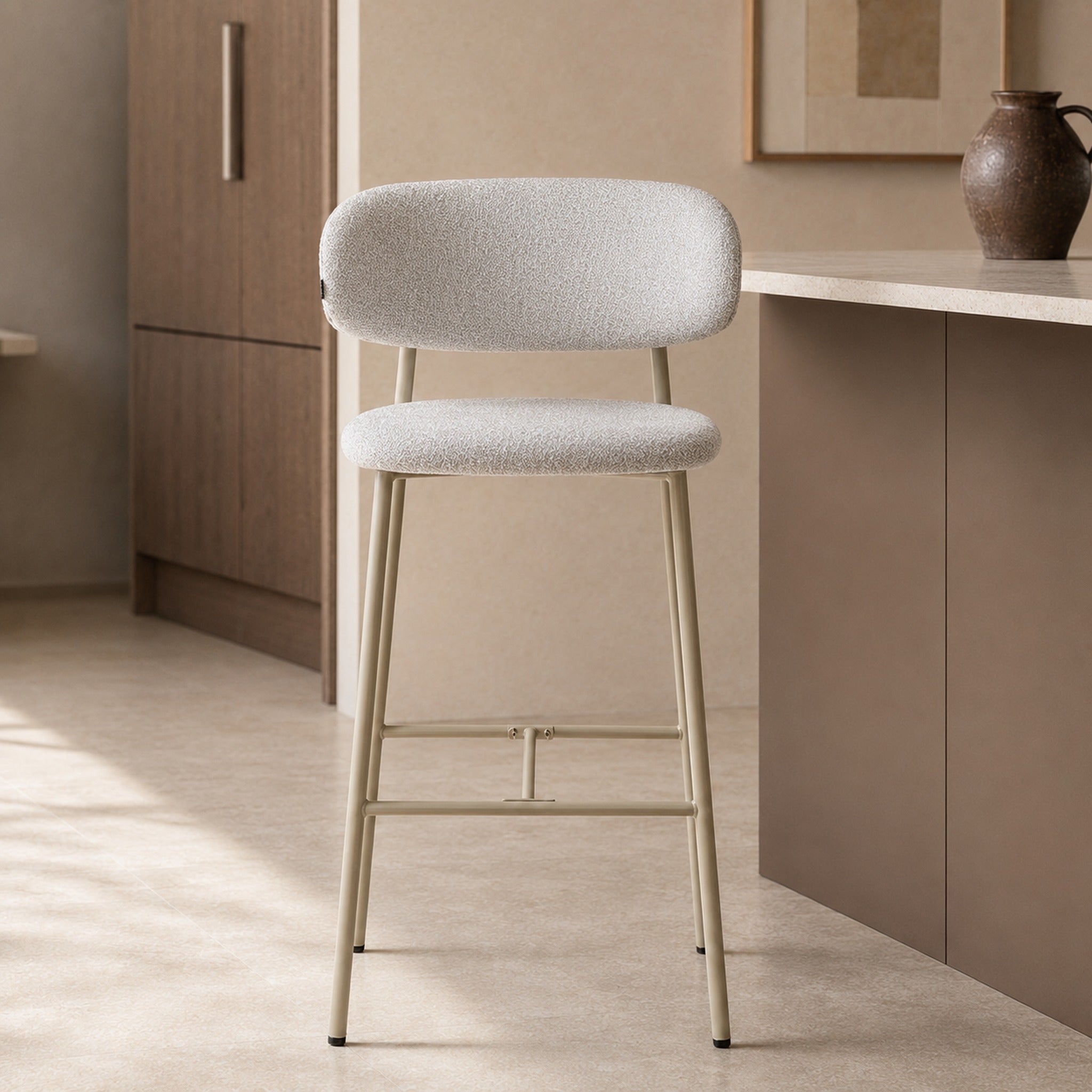 Banqueta Zuno Color Gris Claro Base Capuccino