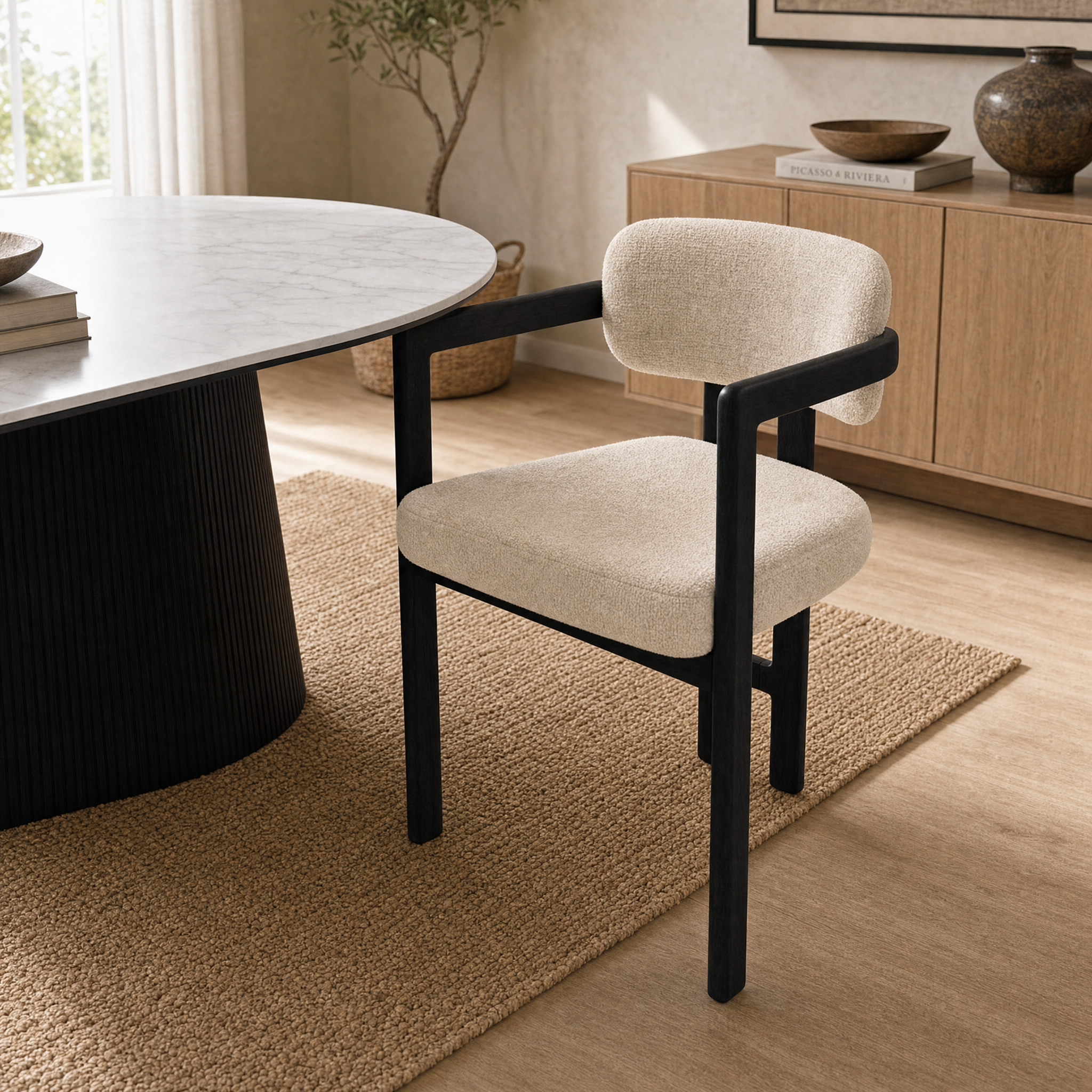 Silla Besaya Beige Base Negra