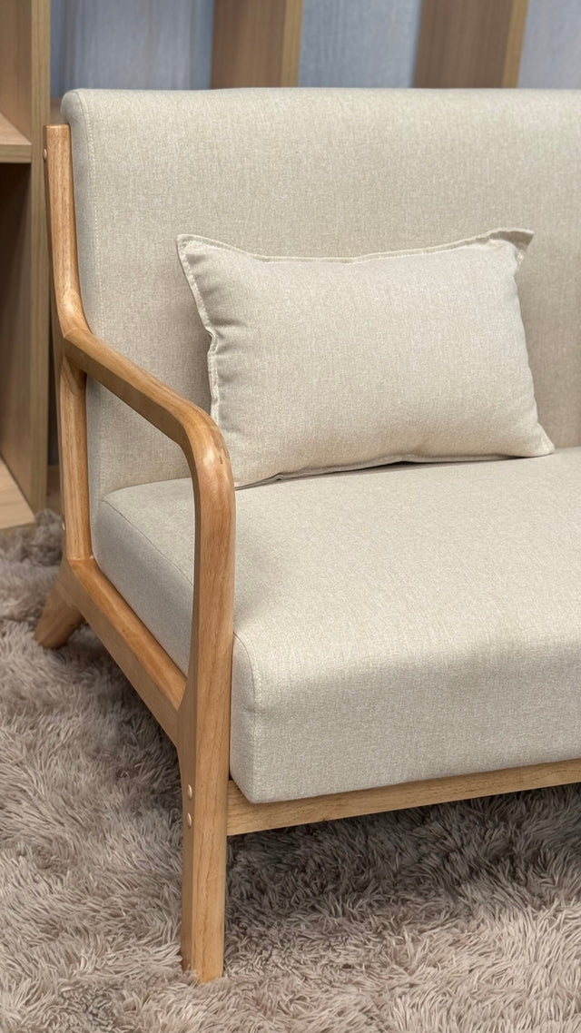 Sillón Olia 2 Cuerpos Chenille Beige Base Natural