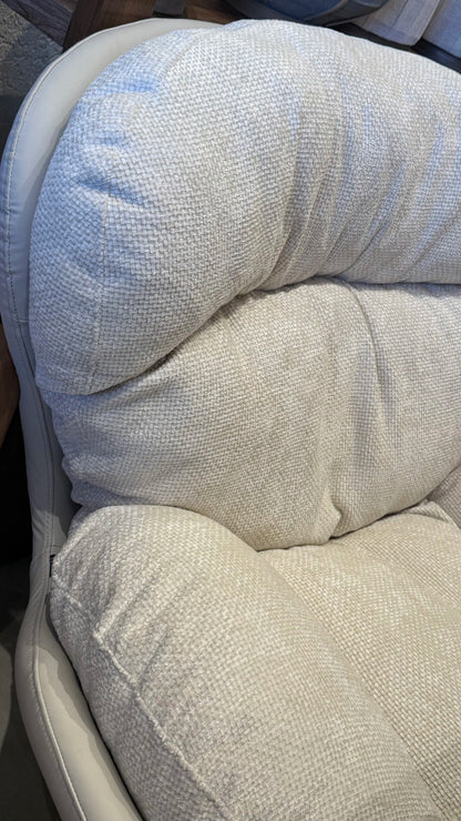 Sillón Arman Ecocuero Taupe c/Chenille con Taupe