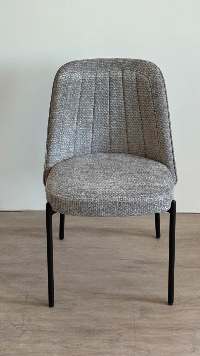 Silla Tová Gris Oscuro Base Negra