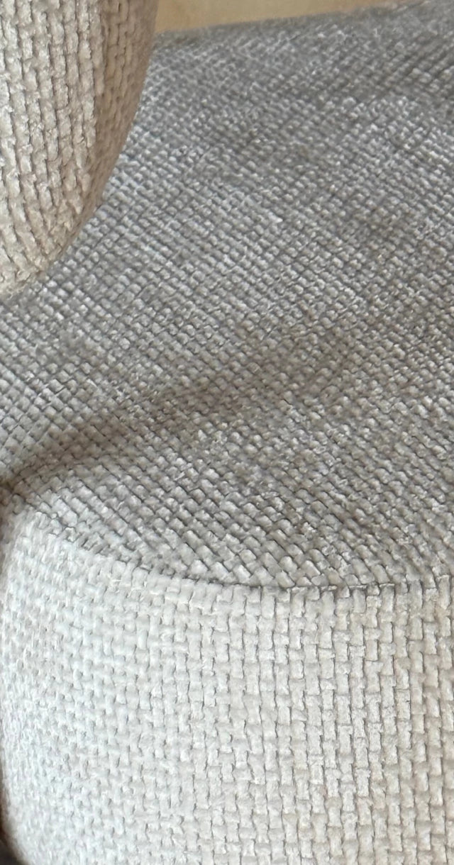 Sillon Dott Chenille Beige Base Negra