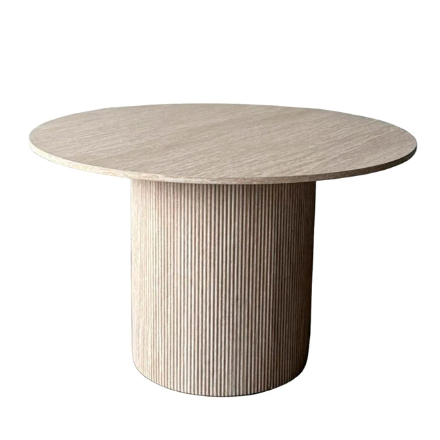 Mesa Amelia