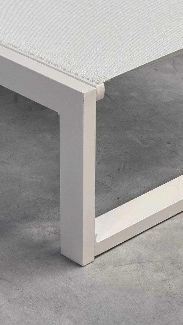 Set x2 Reposeras Candy Blanca