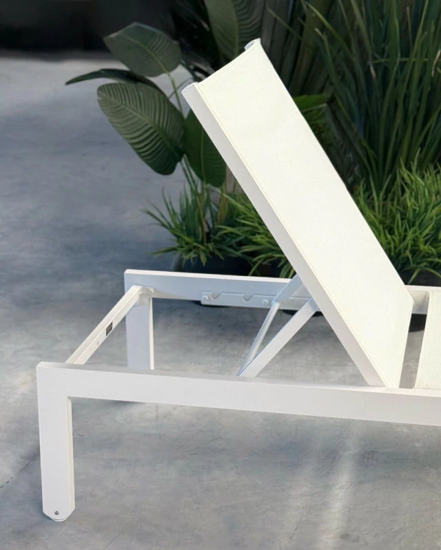 Set x2 Reposeras Candy Blanca