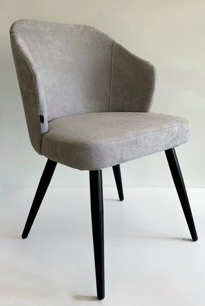 Silla Brisa Gris Claro Base Negra
