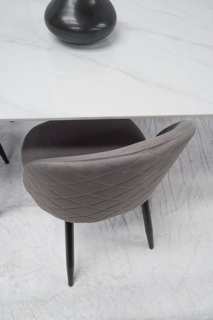 Silla Livia Matelasse Gris Claro Base Negra