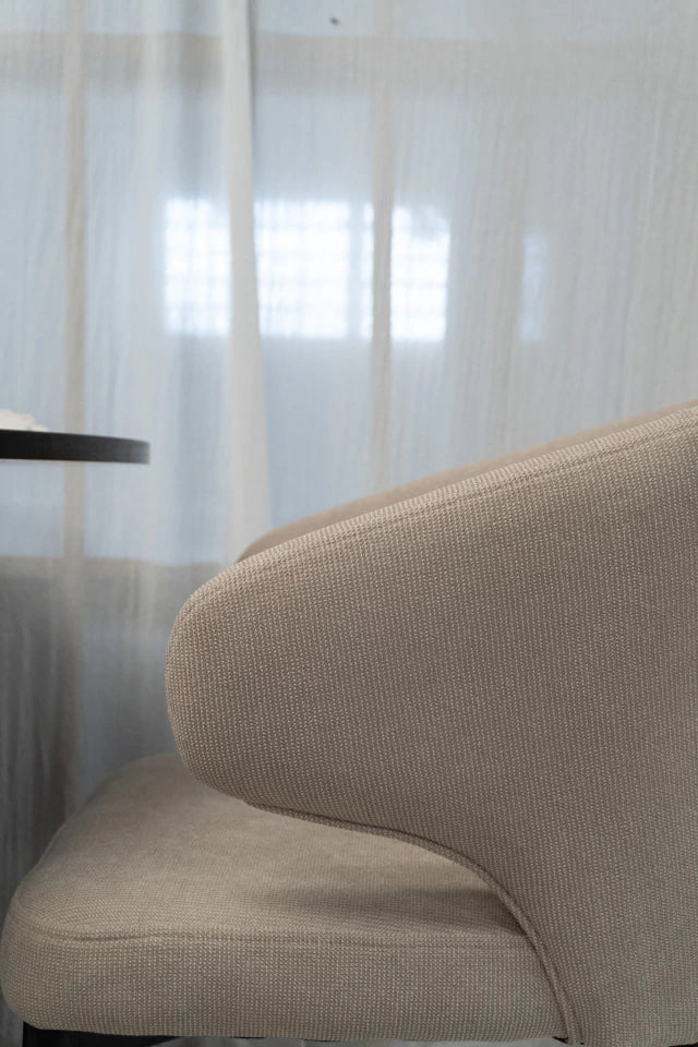 Silla Alix Beige Base Negra