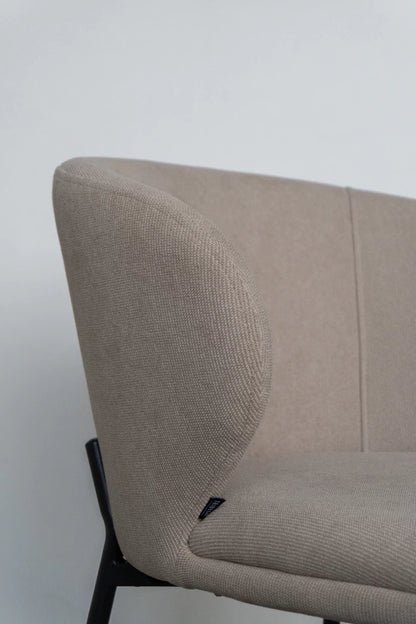 Silla Nayah Beige Base Negra