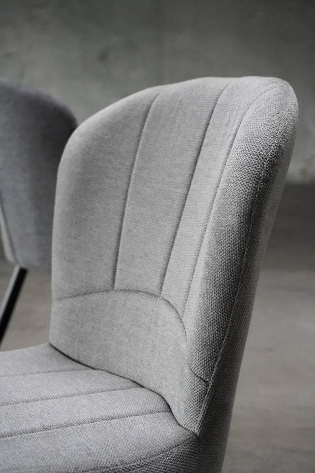 Silla Bilbao Gris Claro Base Negra