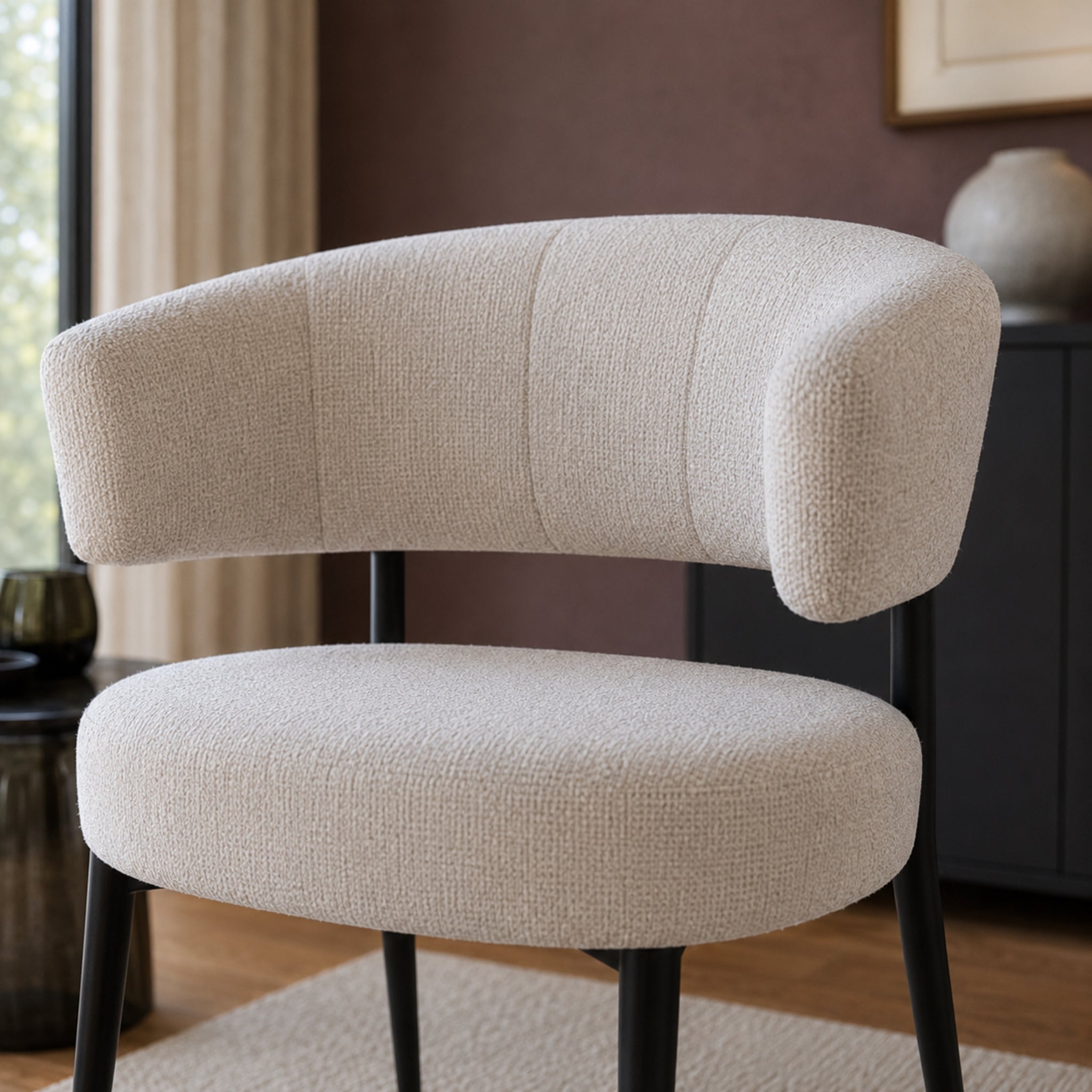 Sillón Bondie Chenille Beige Base Negra