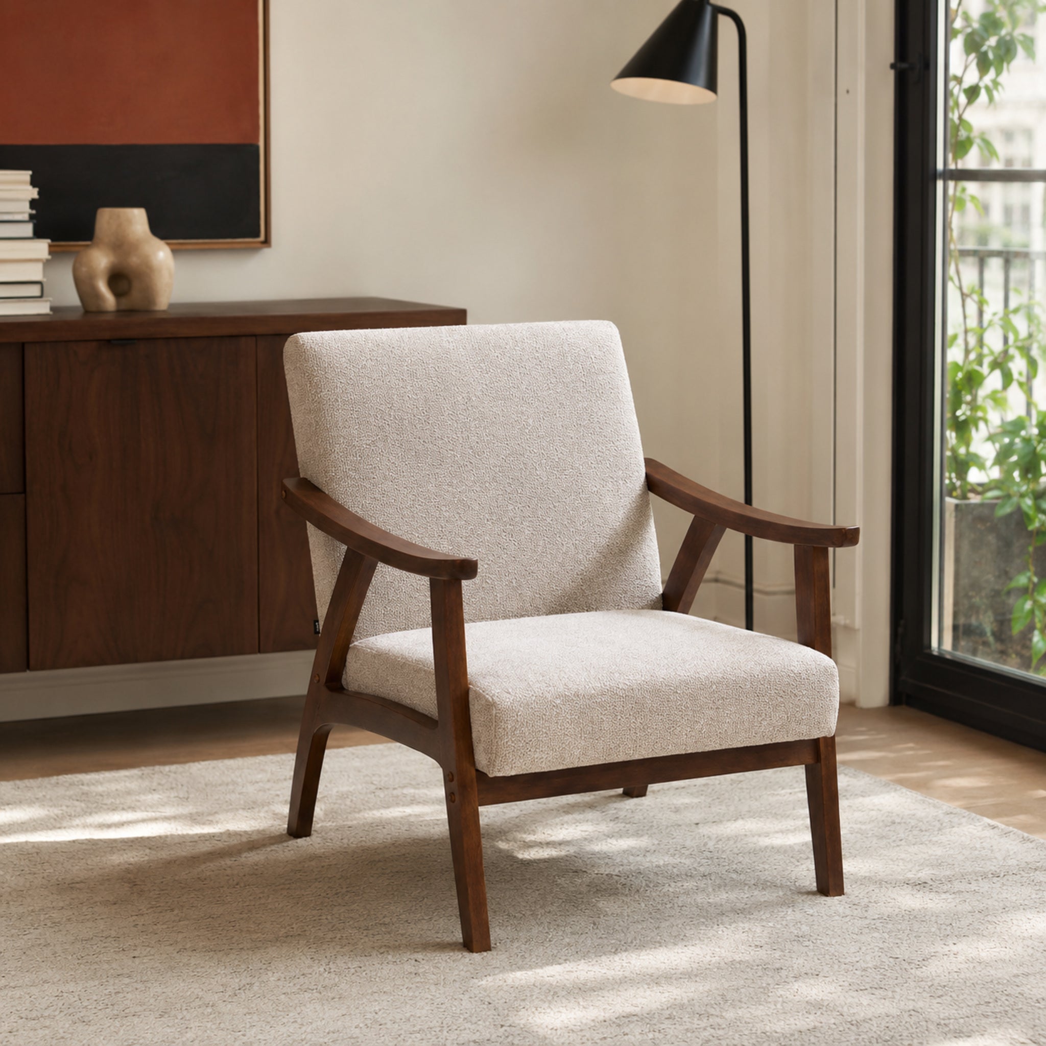 Sillón Laurel Chenille Taupe Base Walnut