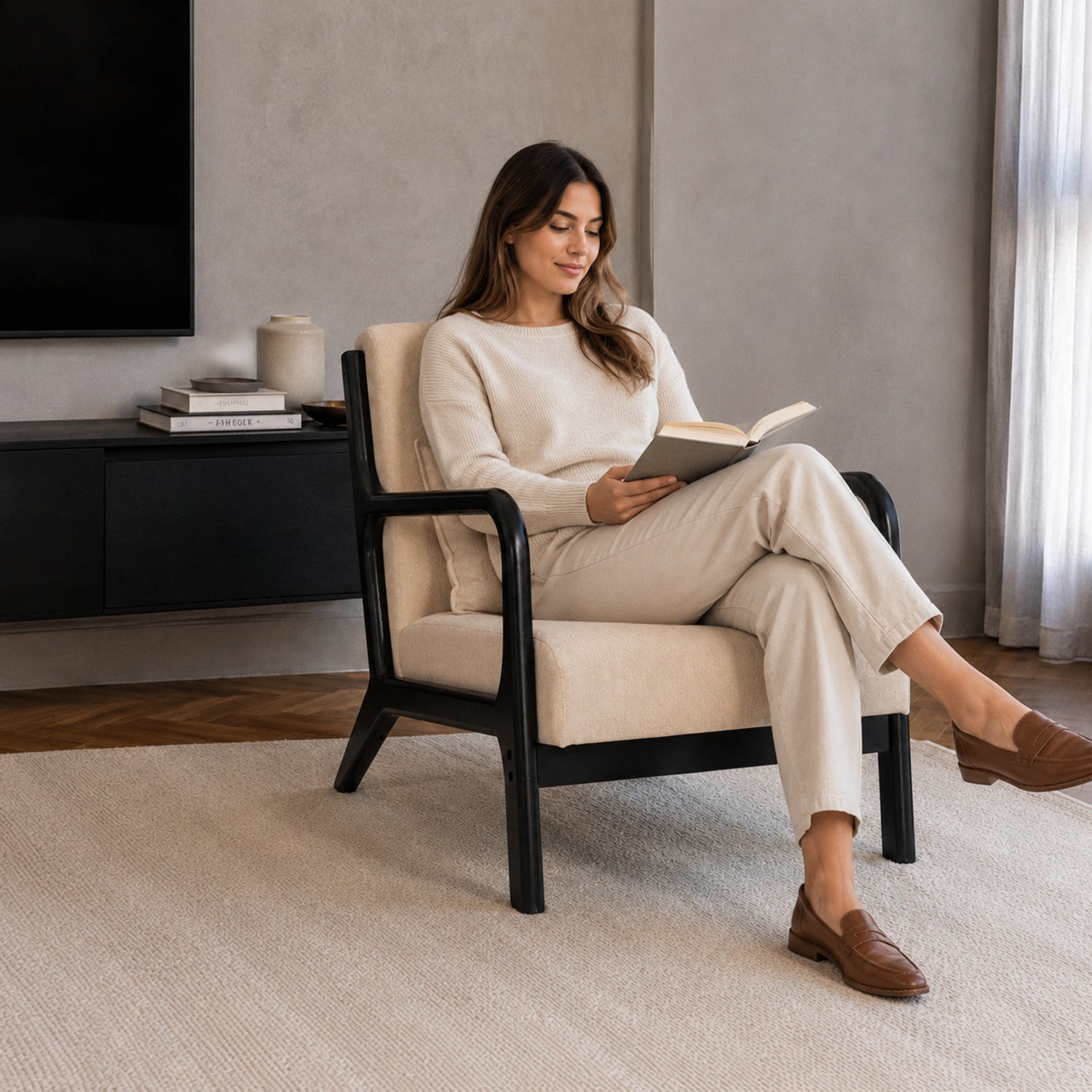 Sillón Olia Chenille Beige Madera Negra