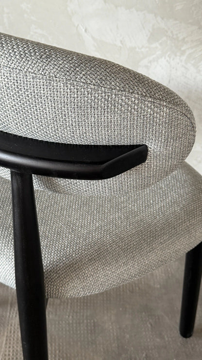 Silla Zuno Deluxe Gris Base Negra